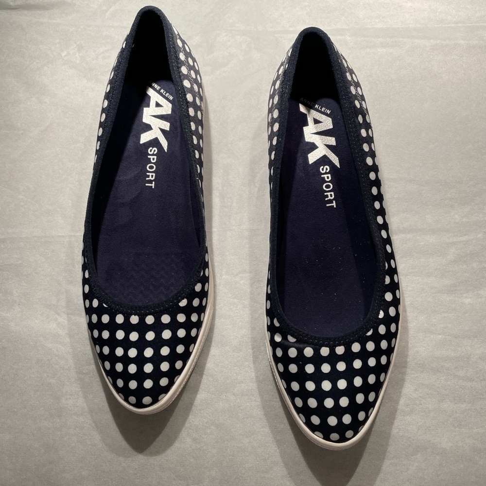 Ladies Anne Klein shoes